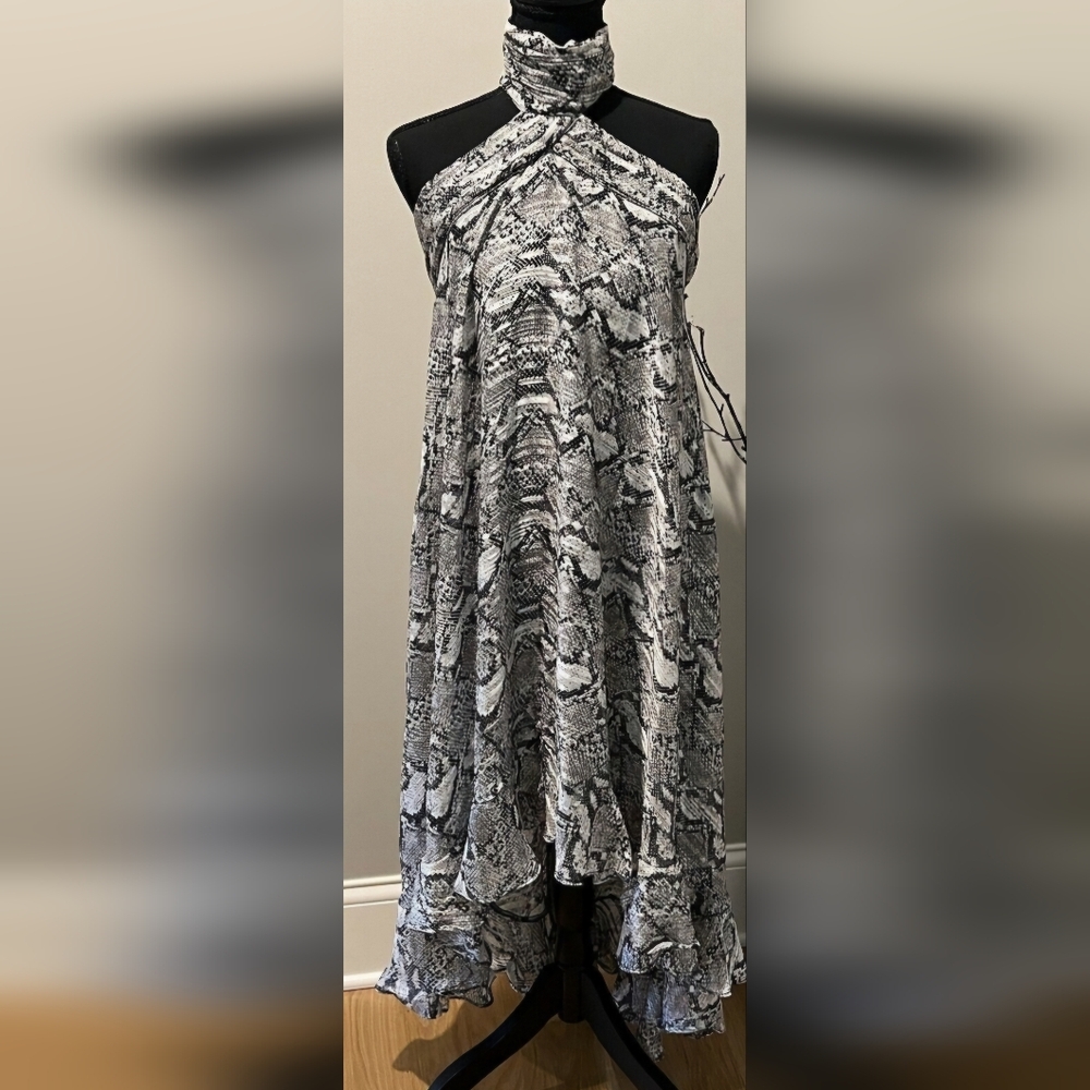 VINCE CAMUTO HIGH LOW SNAKE PRINT DRESS